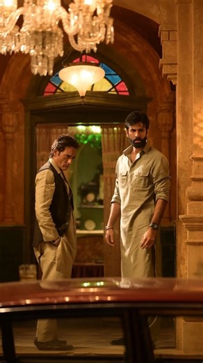 True Scoop on Instagram: "Aditya Dhar’s film Dhurandhar is fast emerging as one of Bollywood’s biggest blockbusters, sparking both massive praise and heated debate online. While many hail the film for exposing Pakistan-backed terrorism, critics call it propaganda. Interestingly, though set in Pakistan, key portions of the movie—including the grand Haveli of gangster Rehman Dakait played by Akshaye Khanna—were shot in India, with the iconic mansion actually located at Lal Kothi (Gandhi Ashram) in