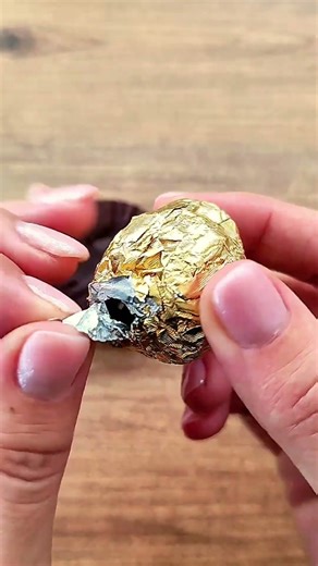 ASMR Ferrero Rocher Unboxing | Chocolate with Hazelnuts Foil Crinkles