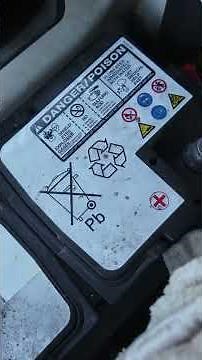 Mercedes R172 SLK200 battery change. #carbattery #slk200 #slk #mercedes