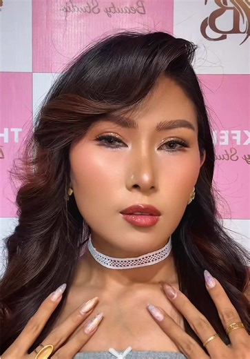 Thai Makeup Transaction Tutorial