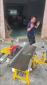 #Large-sized sliding table angle #circular saw. This machine uses precision sliding table bearings