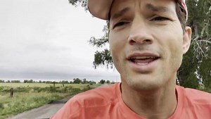 Ashton Kutcher Marathon Training In Nebraska