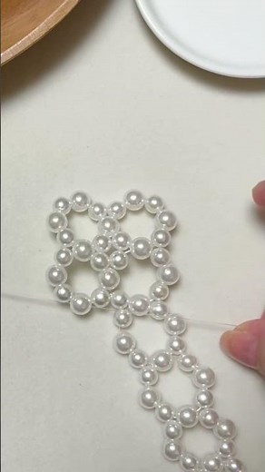 50代からのやさしいハンドメイド｜パールビーズで作る かわいいminiスマホショルダーバッグの作り方！ #ハンドメイド #パールビーズ #スマホショルダー