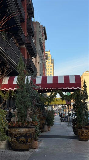 Diana-May on Instagram: "closet organization pt 1!!! @isabelsedit 🤍"