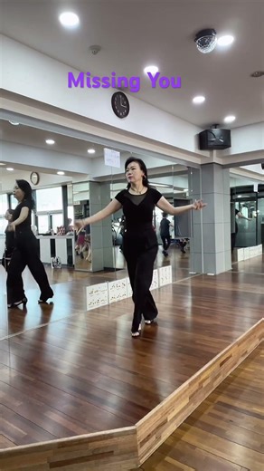 Missing You line dance#dance #Beginner