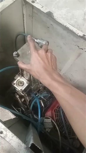 CNC machine #vmc#spindlecylinder#