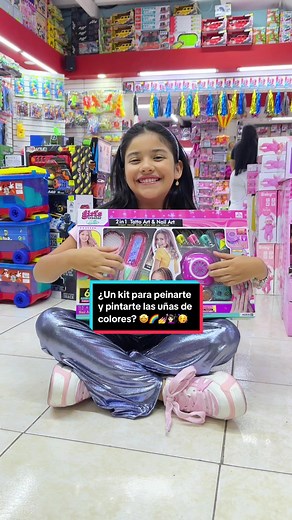 Kit de belleza infantil: peinados y uñas coloridas