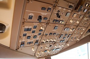 Delta Air Lines Boeing 777-200LR N707DN