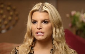Jessica Simpson parla di alcolismo e abusi nella sua nuova biografia | Rolling Stone Italia