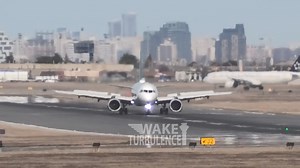 149K views · 1.1K reactions | Aer Lingus A321neo Tough Crosswind Landing in Toronto YYZ via Wake Turbulence Aviation  RadarBox.com | AirNav Radar | Facebook