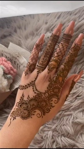 Beautiful bail mehandi design ideas for every occasion #henna