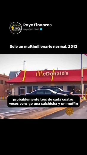 Entrevista de 2013 con CBS News, Warren Buffett, presidente de Berkshire Hathaway y en ese momento el tercer hombre más rico del mundo, reveló que su automóvil de preferencia era un Cadillac de cinco años de antigüedad y de apariencia modesta. Para Buffett, la riqueza nunca se trató de presumir. Se trató de disciplina, simplicidad y mantenerse fiel a los valores que construyeron su fortuna en primer lugar. Medio: CBS News | Rayo Finanzas