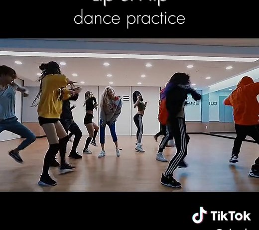 #HYUNA ∷ Lip & Hip dance practice #hyunaofficial #lipandhip #hyunalipandhip #lipandhiphyuna #hyunaliphip #liphiphyuna #dancepractice #choreography #KPop #kpopfyp #fyp