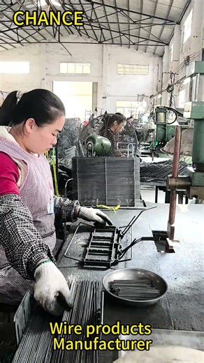 Our Team is welding the bottom of storage basket for using bathoom.#productionprocess#steel#metal