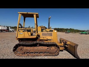 Cat D4C Bulldozer : How To Operate