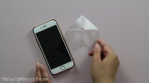 Make 3D magic with your phone and this simple hologram tutorial. | The Crafty Blog Stalker