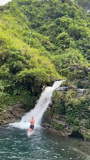 29K views · 348 reactions | #waterfallview #enjoythemoment #WaterfallDive #fbreels2025ツ #reelsfb #waterfall | Beach 4K | Facebook