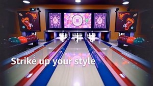 4 Pcs Multicolor Bowling Keychains, Sports Keychains Bowling Charms Purse Bag Charms Sports Party Favors Gifts (Red Green Blue Purple)