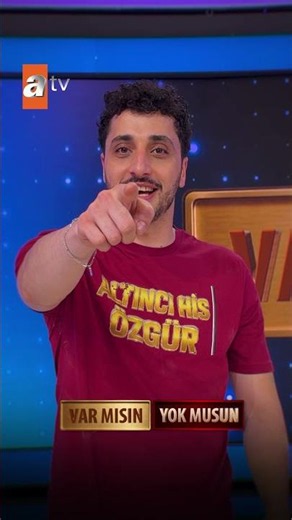 Abdullah Özgür Aksu competes on the show Var Mısın Yok Musun with Esra Erol #varmısınyokmusun