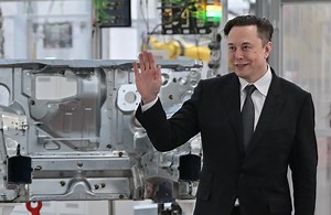 Elon Musk reveals thought process behind Tesla colours