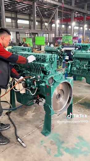 Engine D12-420hp#Engine #engineparts #shacman #weichai #howo #sinotruk #omengine #sitrak