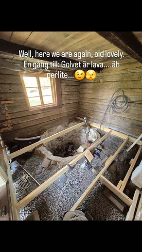#specialsnickeri #finsnickare #woodworker #gårintefinnsinte #snickeri #snickra #hantverkare #woodwork #finsnickeri #golv #golvläggning #soldattorp #renoveringpågår #renoveringsprojekt | Snokebo Snickeri