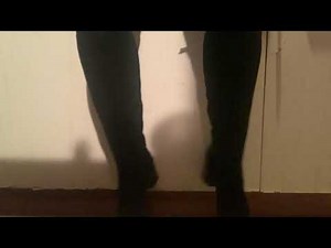 Over the knee throatlift woman