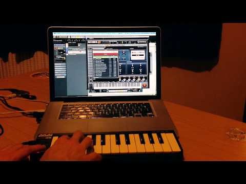 Akai LPK25 Making a Beat and Review