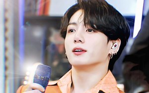 【防弹少年团】艹绝了！200921《Dynamite+Save ME+春日》Tiny Desk (Home) Concert Live公开！