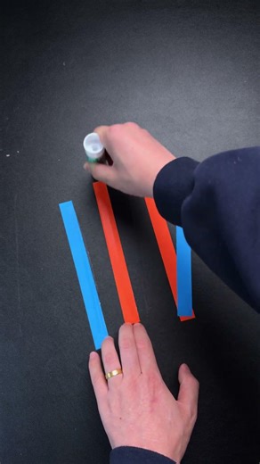 Make a magical paper toy using paper