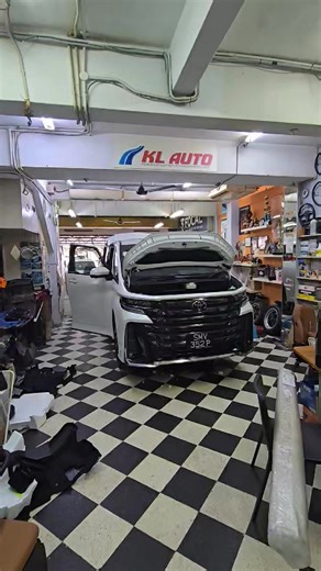 Toyota VELLFIRE AGH 40 Hybrid. Why are we NOT Soundproofing everywhere on the whole car, like what everyone else is doing? Because you Don't need to on this new Vellfire. We practice the 80/20 (Pareto) Rule, where you spend 20% to Enjoy 80. But this can only apply to certain cars, and the new Vellfire AGH 40 happily is one of them. Tomorrow, i will show you a car that requires you to spend 100%. Stay tuned. | KL Auto