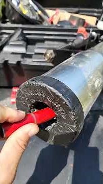 Gas powered t-post driver