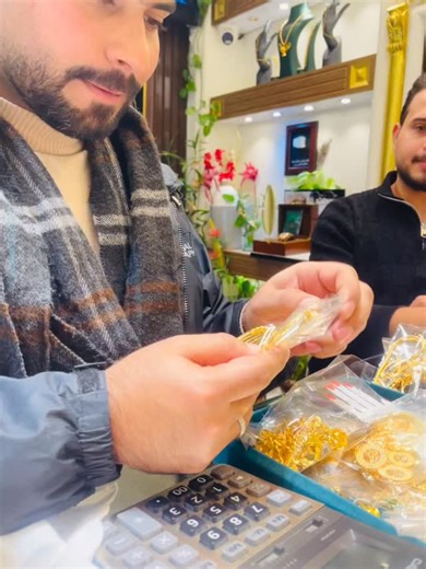 ‎مجوهرات مصطفى ابو مينا‎ on Instagram‎: "🥹أول بأول 111❣️🇮🇹 تألقي وتأنقي بمجوهراتنا #مجوهرات_مصطفى_ابو_مينا 🚕لدينا توصيل جميع محافظات العراق 📍 الحلة _القاسم _شارع الصياغ 07800252600/المحل// واتساب"‎