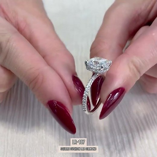 4 carat Lab Grown Cushion Cut Diamond Engagement Ring