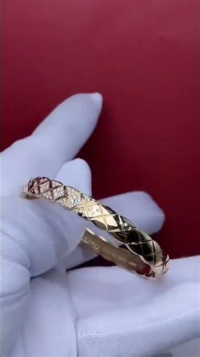 Custom CHANEL Coco bracelet with diamonds #customfinejewelry #jewelry