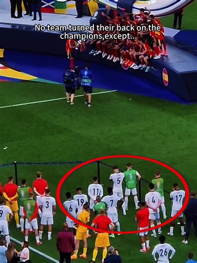 Lose both the game and face#bestsoccermoments #tiktokcampaign #soccertiktok #worldcup