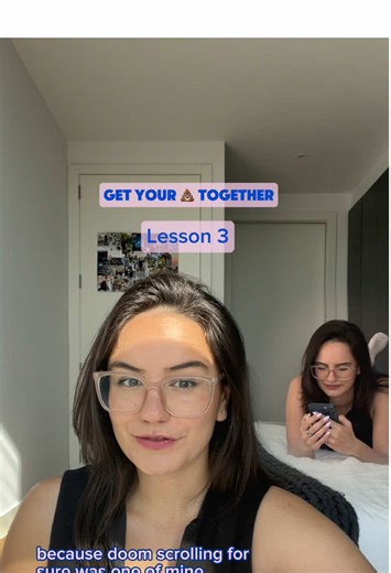 Knowing your procrastinating behaviours > knowing new habits you want to implement First let’s get conscious and minimize our ways of procrastinating THEN start doing something new 👀 #getyourshittogether #community #procastination