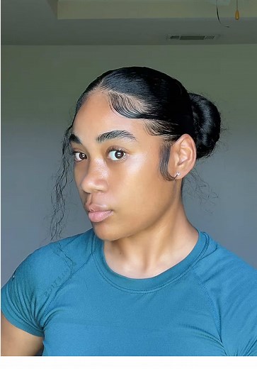 Expert Tips for Perfect Edges on Straight Hair