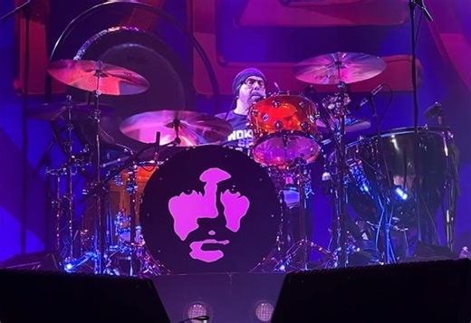 JASON BONHAM On Performing LED ZEPPELIN's Entire 'Physical Graffiti' Album: 'Fifteen Years Into Paying Homage To Dad, I Wanted A Challenge'