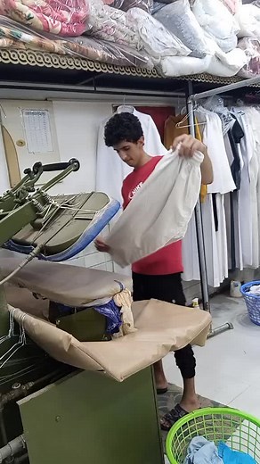 Efficient Garment Folding in Textile Manufacturing