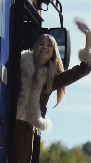 Did it make the music video better? 😭😅