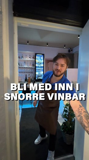 Lørdag åpner en splitter ny vinbar i Drammen🍷🍾 Drammens Tidende fikk ta en sniktitt på lokalene til Snorre vinbar før åpning👀 🔵 Les mer på dt.no, lenke i bio! 🎙 Eline Larsen 📸 Louise Samnøy | Drammens Tidende
