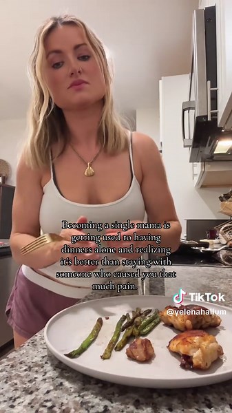 #singlemom #singlemomlife #divorcetok #healingprocess #healingprocess🥺 #singlemomstrong #singlemomstrong #divorce #healing #singlemomsoftiktokover30