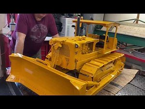 CAT D-9 DOZER FINISHED! I completed the 1/6 scale dozer today. Weight about 70lbs. Great project!