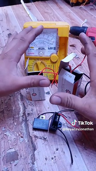 Paano Magtest ng Capacitor ng Washing Machine at Spin Dryer