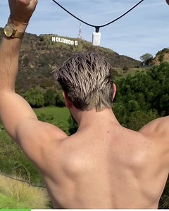 245K views · 1.8K reactions | Day 5: I can really see the difference in my posture already. ⭐⭐⭐⭐⭐ Claire, UPRIGHT Customer ✅Look taller, stronger, more confident ✅Feel energized and focused ✅Do more with less stress ✅350,000+ customers Real people getting results from the #1 smart posture trainer in the world. | UPRIGHT | Facebook