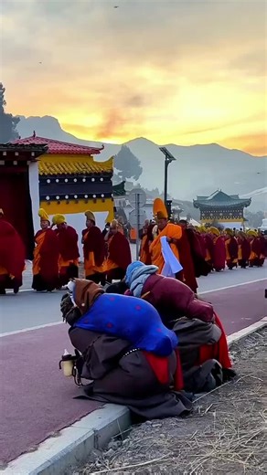 Buddha Exhibition Festival: A Tibetan Cultural Pilgrimage
