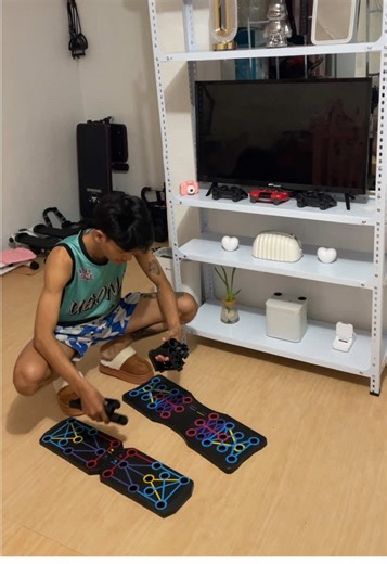 Effective Home Workout with a Push Up Board