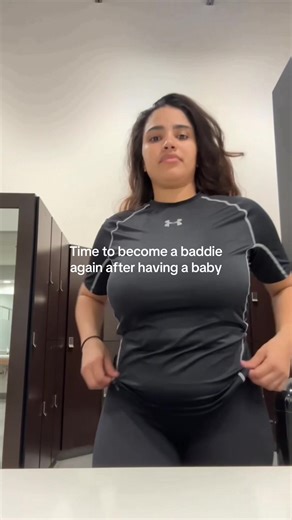 160lb → 125lb (currently in a mini bulk ) 4 months until summer,it’s time to LOCK IN 🔒 Link in bio to join my online coaching 🩷 #weightloss #beforeandafter #transformation #gymtok #postpartum