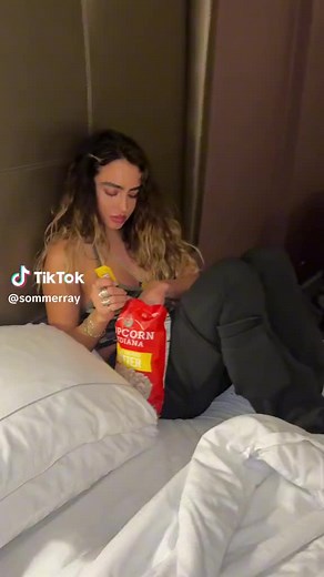 Sommer Ray official (@sommer.ray.oficial)’s videos with original sound - Sommer Ray official